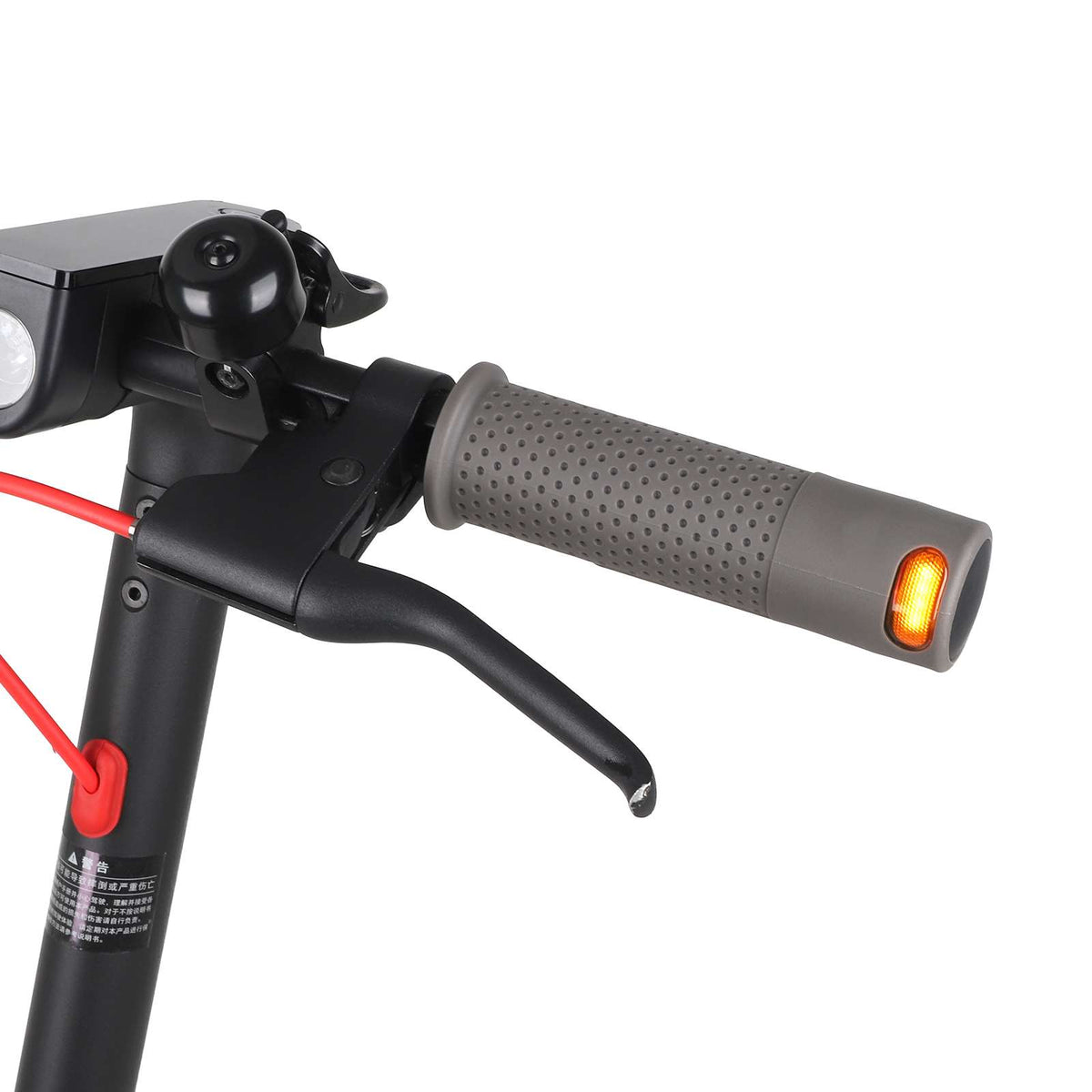 Blinkergriff neben dem Bremshebel am E-Scooter-Lenker montiert